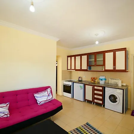 Kirlangic Apart Aparthotel